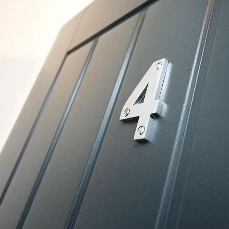 Modern Guesthouse, Fast Wi-Fi, Street Free Parking, Central, Fully Equipped Cardiff Zewnętrze zdjęcie