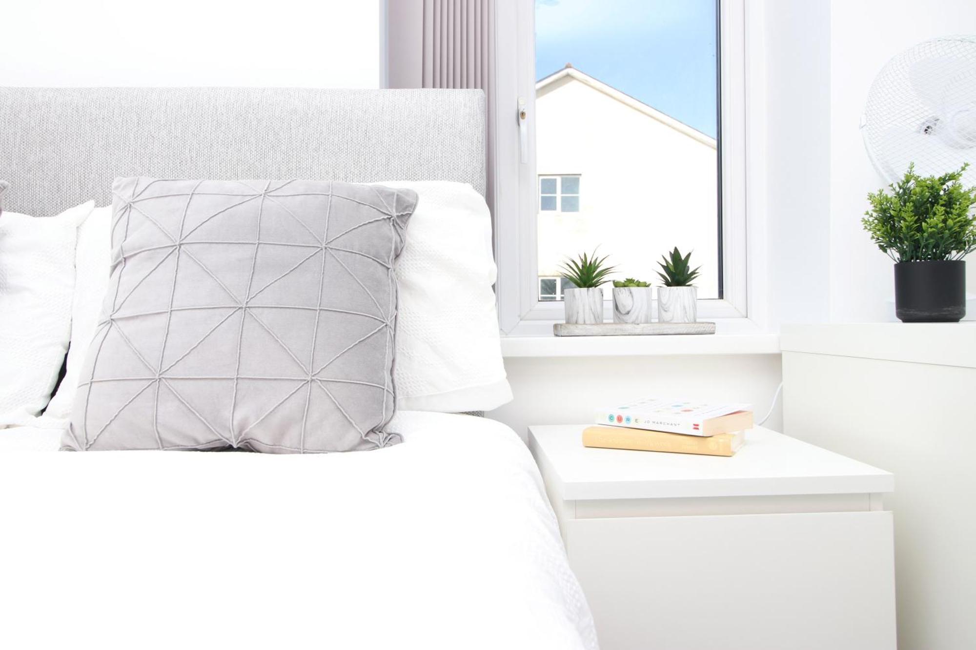Modern Guesthouse, Fast Wi-Fi, Street Free Parking, Central, Fully Equipped Cardiff Zewnętrze zdjęcie